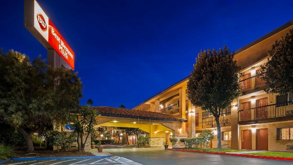 Best Western Plus Pleasanton Inn image 1