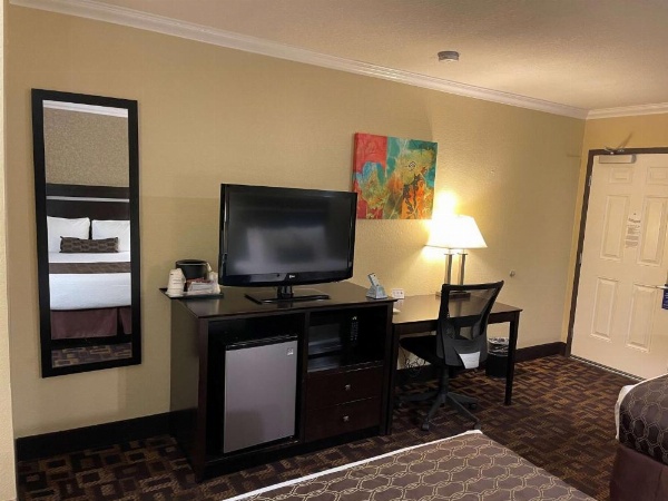 Best Western Plus Pleasanton Inn image 13