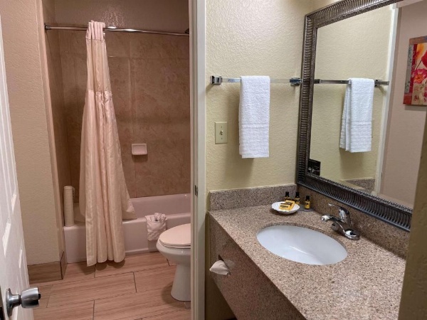 Best Western Plus Pleasanton Inn image 18